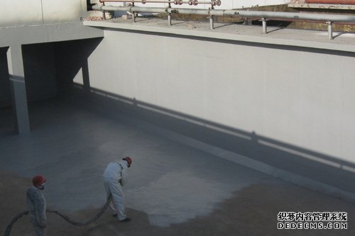 工業水池防腐聚脲涂料噴涂施工