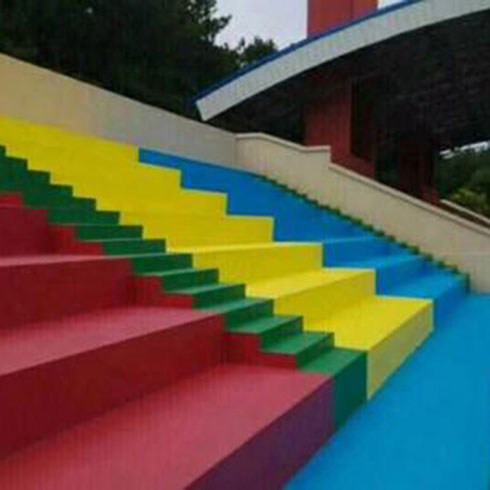 體育看臺噴涂聚脲涂料防護(圖2) 體育看臺噴涂聚脲涂料案例